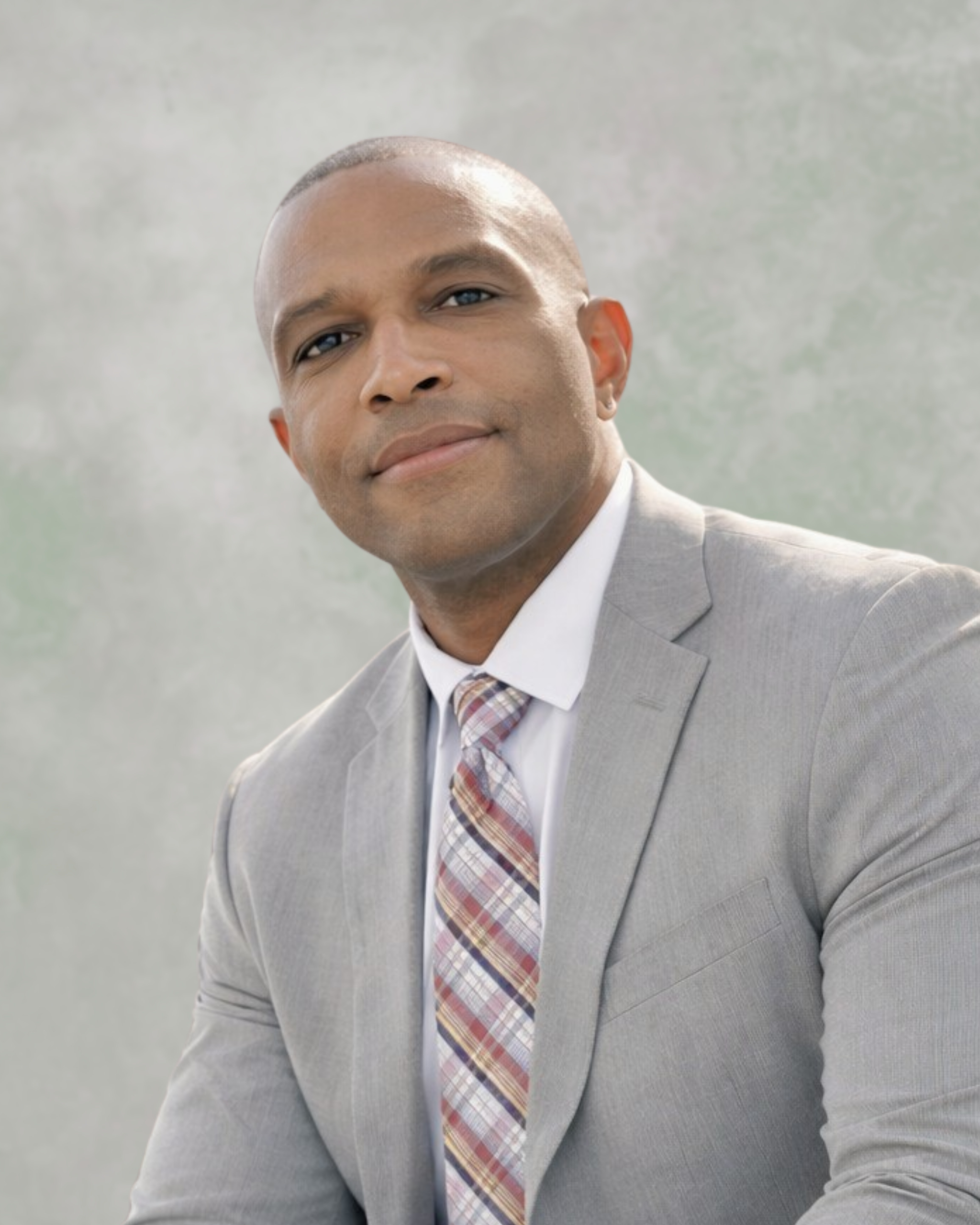 Dr. Justin Dargin
